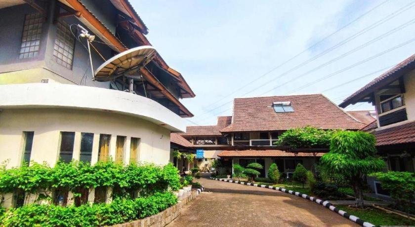 D'Arcici Hotel Plumpang จาการ์ตา ภายนอก รูปภาพ