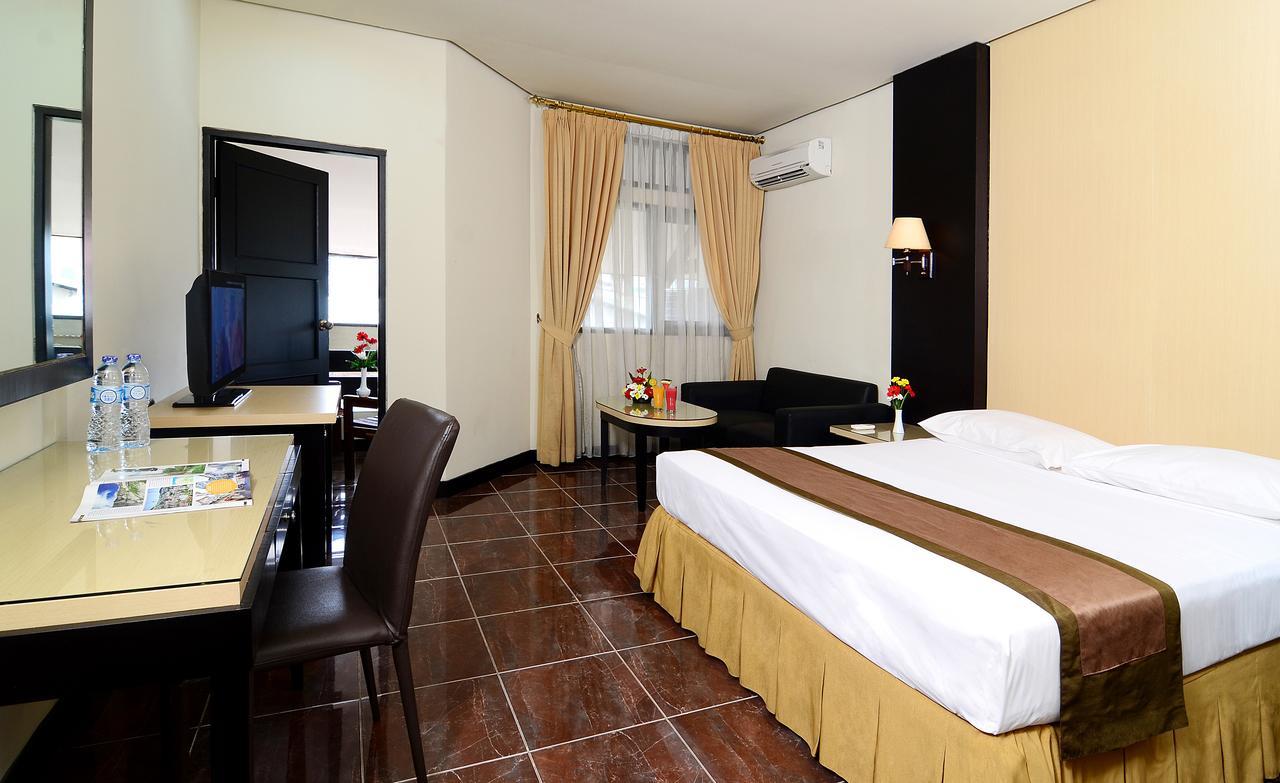 D'Arcici Hotel Plumpang จาการ์ตา ภายนอก รูปภาพ